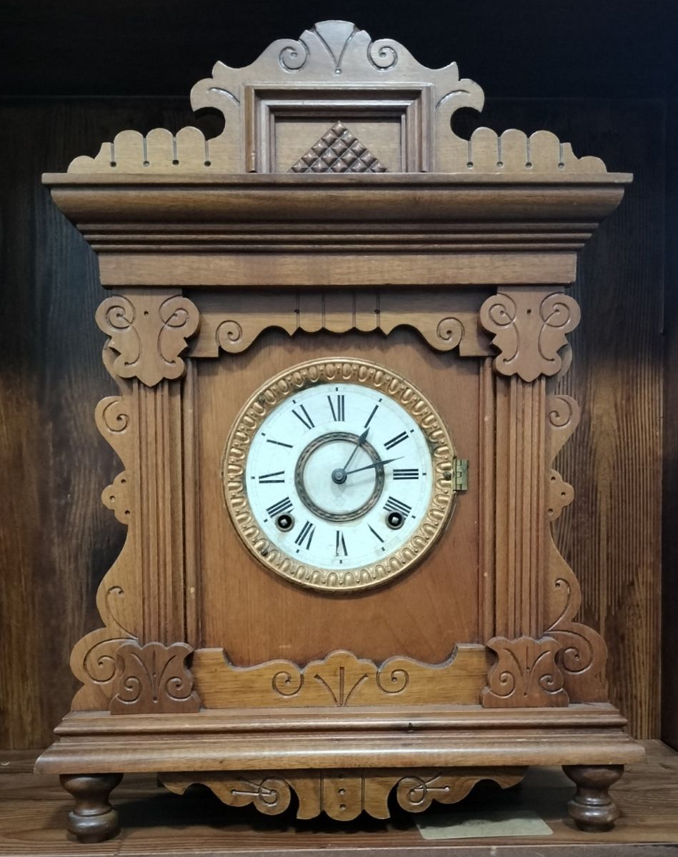 Ansonia Gingerbread clock