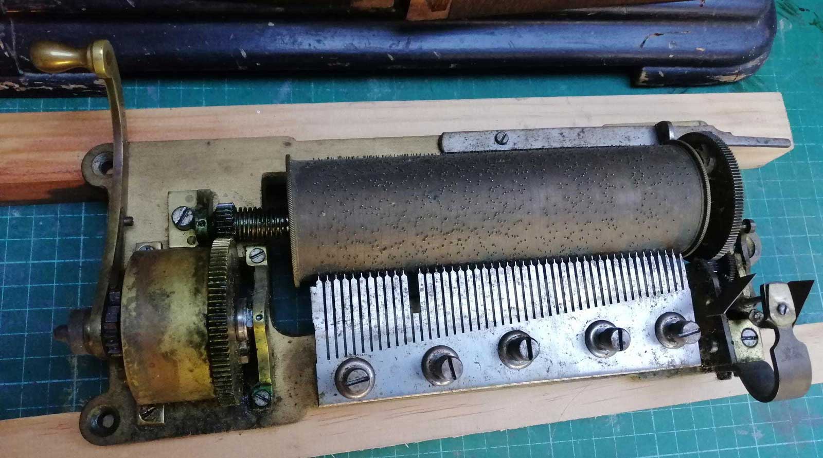 Buffet Style Music Box