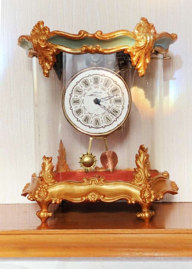 Novelty Clock