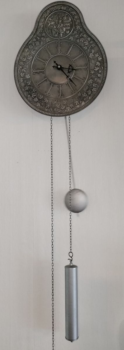 Swing Clock